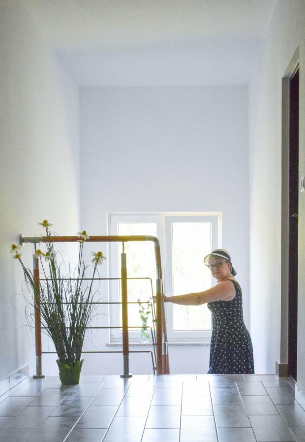 Megan Apartment ลูเบียโตโว ภายนอก รูปภาพ